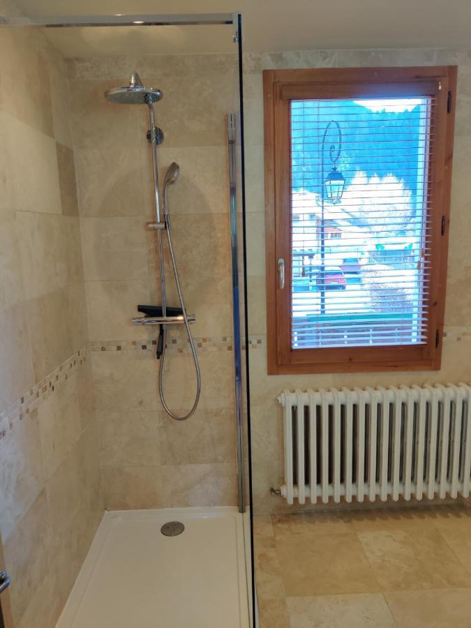 Spacious Ski Chalet In Traditional French Village, Sleeps 8, Four Star With Fibre Broadband Abondance Dış mekan fotoğraf